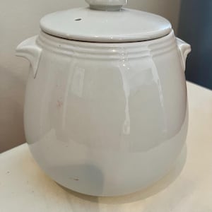 VINTAGE! Ceramic Soup Tureen