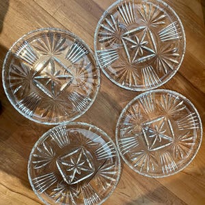 VINTAGE! 4 Federal Clear Pressed Glass Snack Plates
