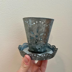 VINTAGE! Primitive Florwer Punched Tin Candle Holder