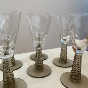 VINTAGE! 6 Clear Glass Cordial Shot Glasses
