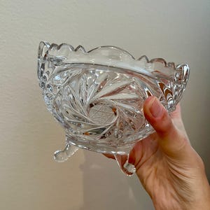 VINTAGE! Crystal Pressed Glass Claw Footed Dish