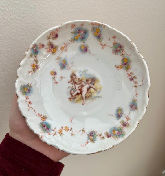 VINTAGE! Handpainted Porcelain Cherub and Floral Fruit Bowl