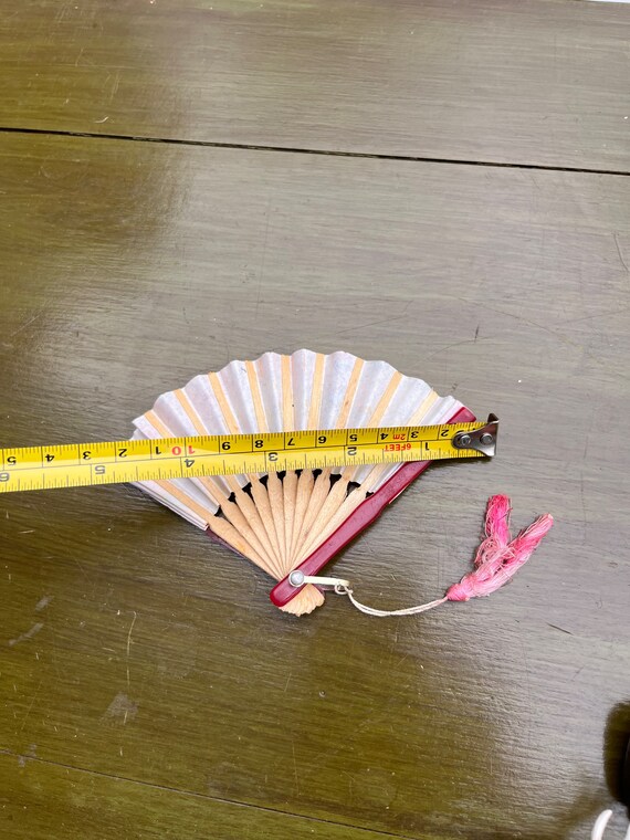 VINTAGE! Japanese Hand Fan - image 2