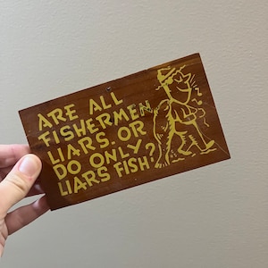 ¡VINTAGE! La postal original de Ceda-Card "¿Son todos los pescadores mentirosos o ustedes, los mentirosos, pescan?"