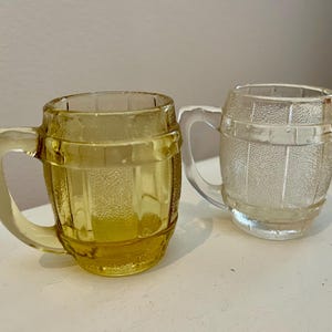 VINTAGE! 2 Glass Handled Barrel Shot Glasses