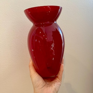 VINTAGE! Anchor Hocking Royal Ruby Red Glass Bouquet Vase