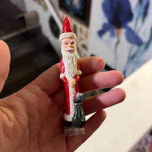VINTAGE! Christmas Santa Figurine