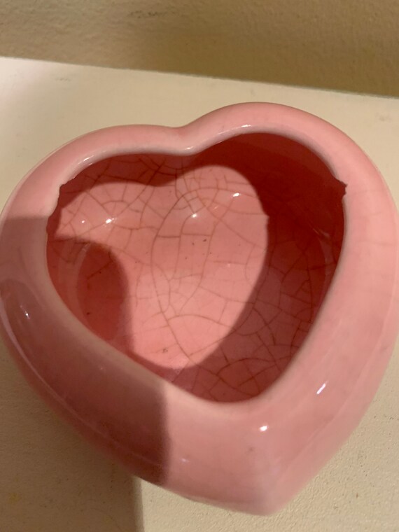 VINTAGE! Ceramic Heart Box w/ Rose Gem