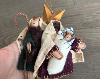 VINTAGE! Christmas Handmade Fabric Nativity Scene Baby Jesus Ornament