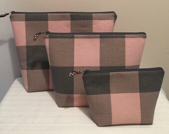 Gray Buffalo Plaid Zipper Bag; Classic Gray Plaid Bag