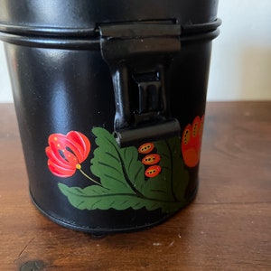 Boîte métallique décorée antique Kreamer