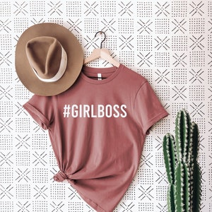 Girlboss Shirt, Retro Mom Shirts, Boss Lady Shirt, Daughter Shirt, Daughter Christmas Gift, Mom Shirts, Girl Boss T-Shirt, Shirts for Moms