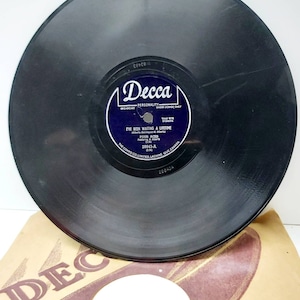 Four Aces 78 rpm 10&quot; I&#39;ve Been Waiting A Lifetime / Laughing On The Outside Decca 28843