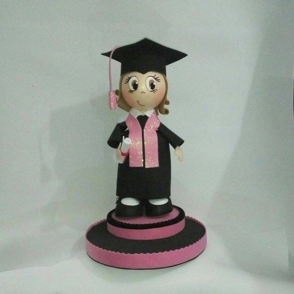 pieza central de la graduación, fin de curso, muñecas hechas a mano, rosa de la graduación, fofucha graduada, decoración del partido, muñeca fomy, favor de partido, graduación