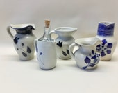 Assortment of 5 Miniature Pottery Pieces Williamsburg 1999 Name Stamp Unreadable Plus Unmarked Pieces Hand Painted Design