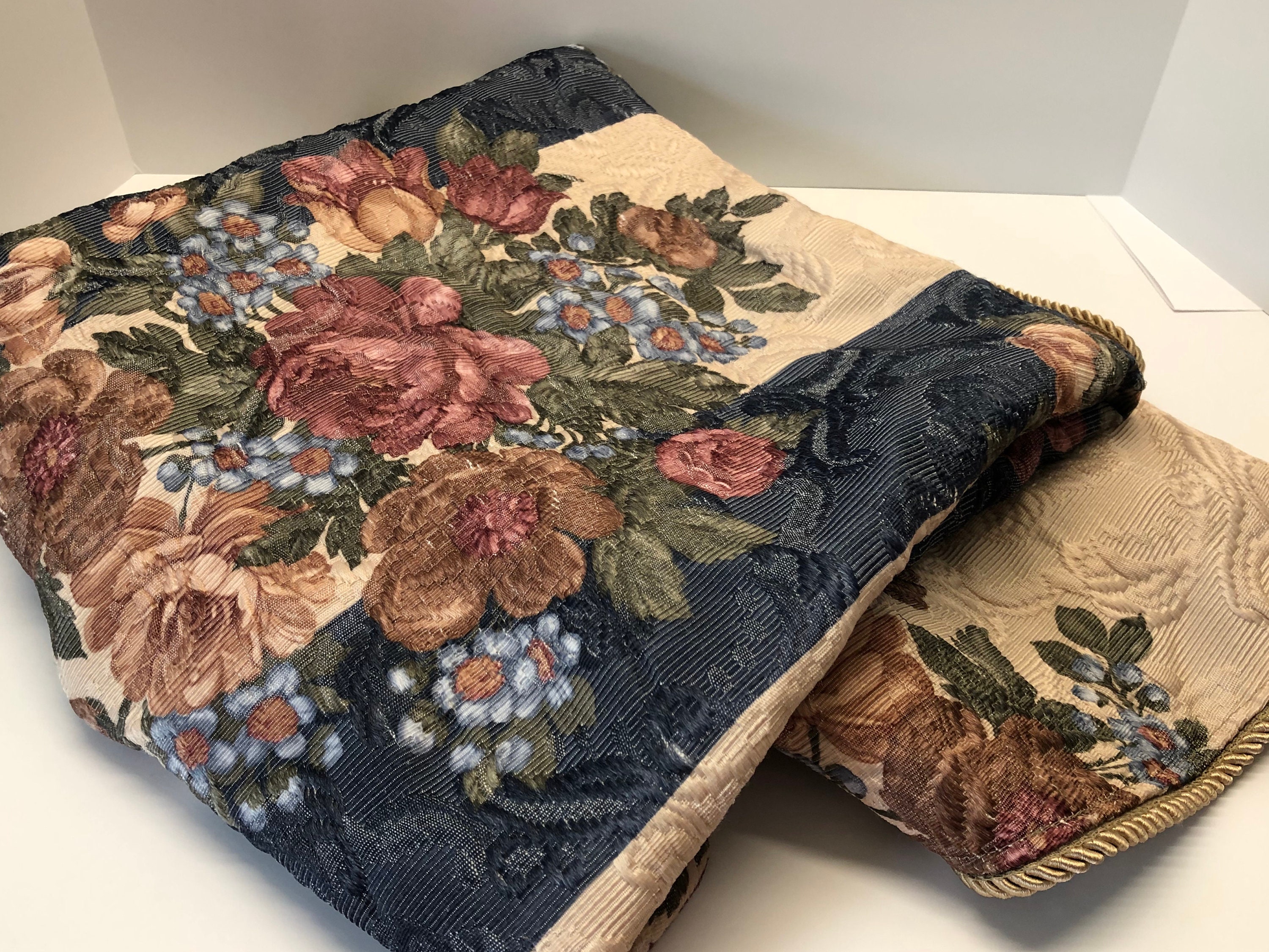 Beautiful Floral Tapestry Style Oval Tablecloth / Braid Trim Etsy