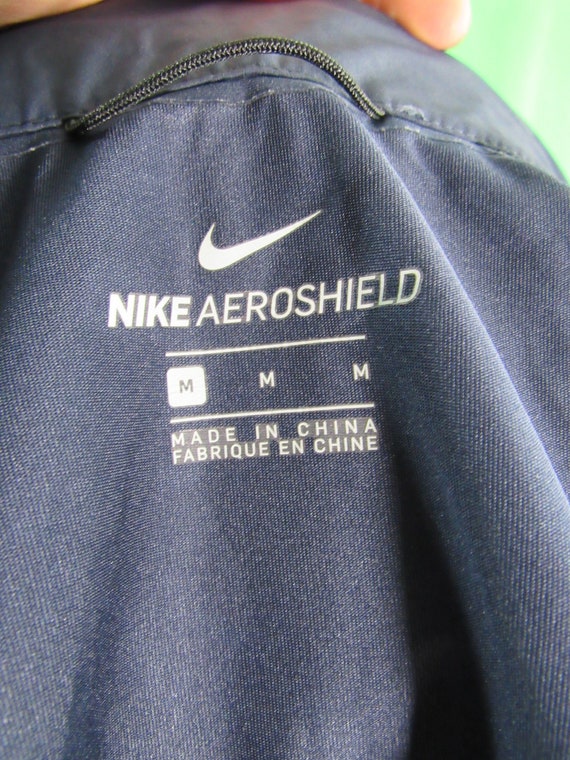 nike aeroshield