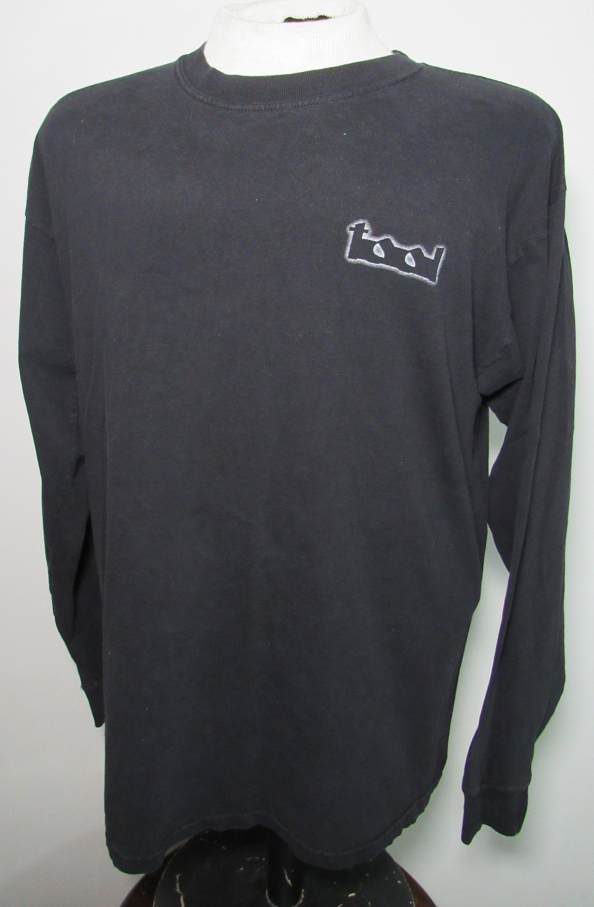 Vintage Y2K 2001 Tool Lateralus Long Sleeve Sleeve Graphic Shirt