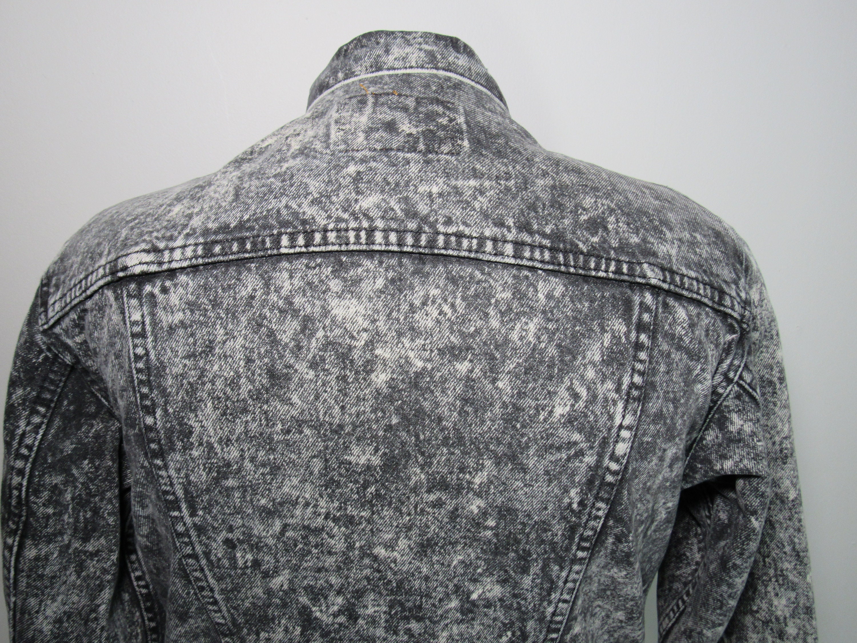 Vintage 80's / 90's Levis 57508-0256 Black / White Acid Wash Vintage 80's / 90's Levis 57508-0256 Black / White Acid Wash