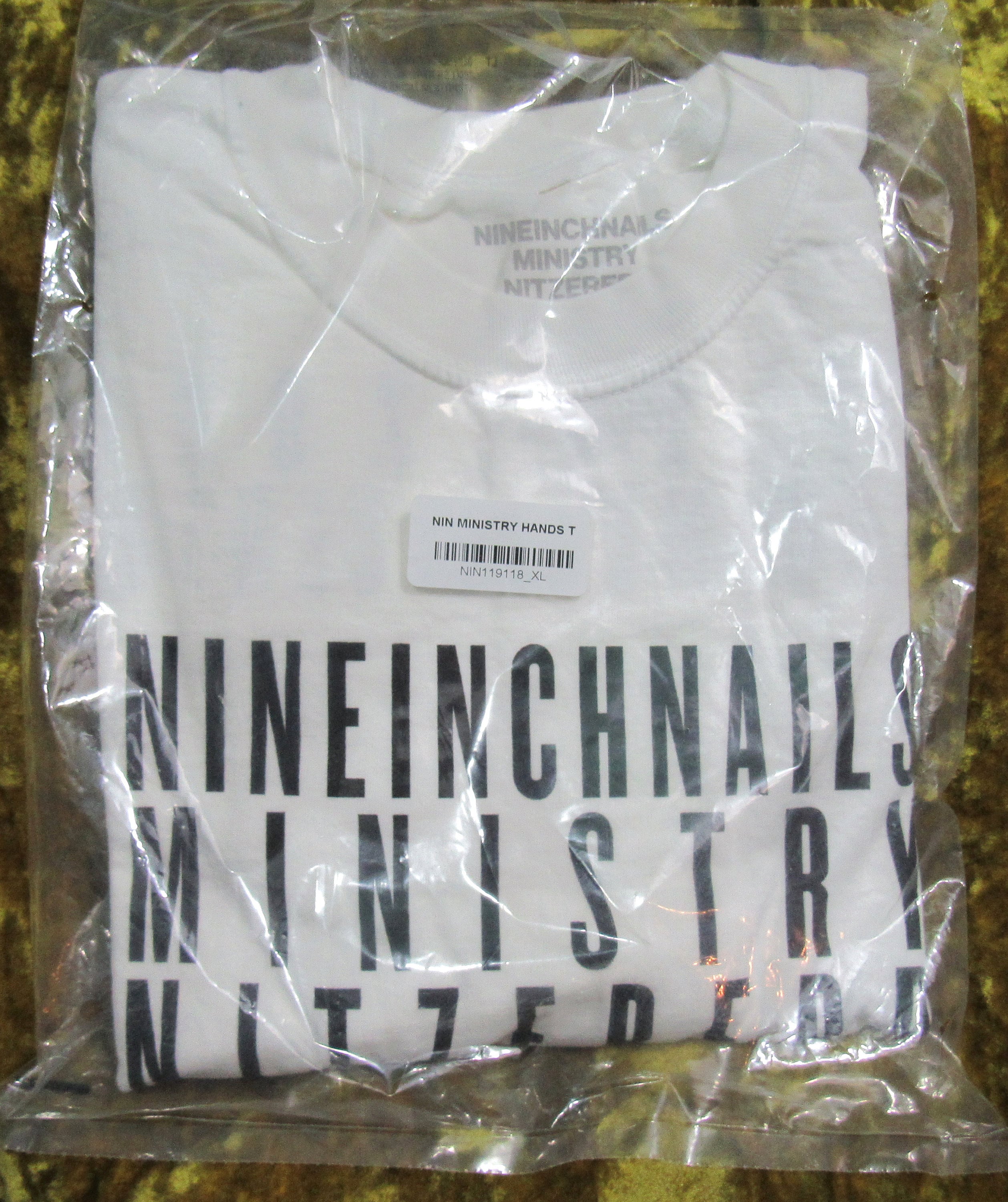Nine Inch Nails Cleveland 2022 Rare Hands Tshirt Size XL New 