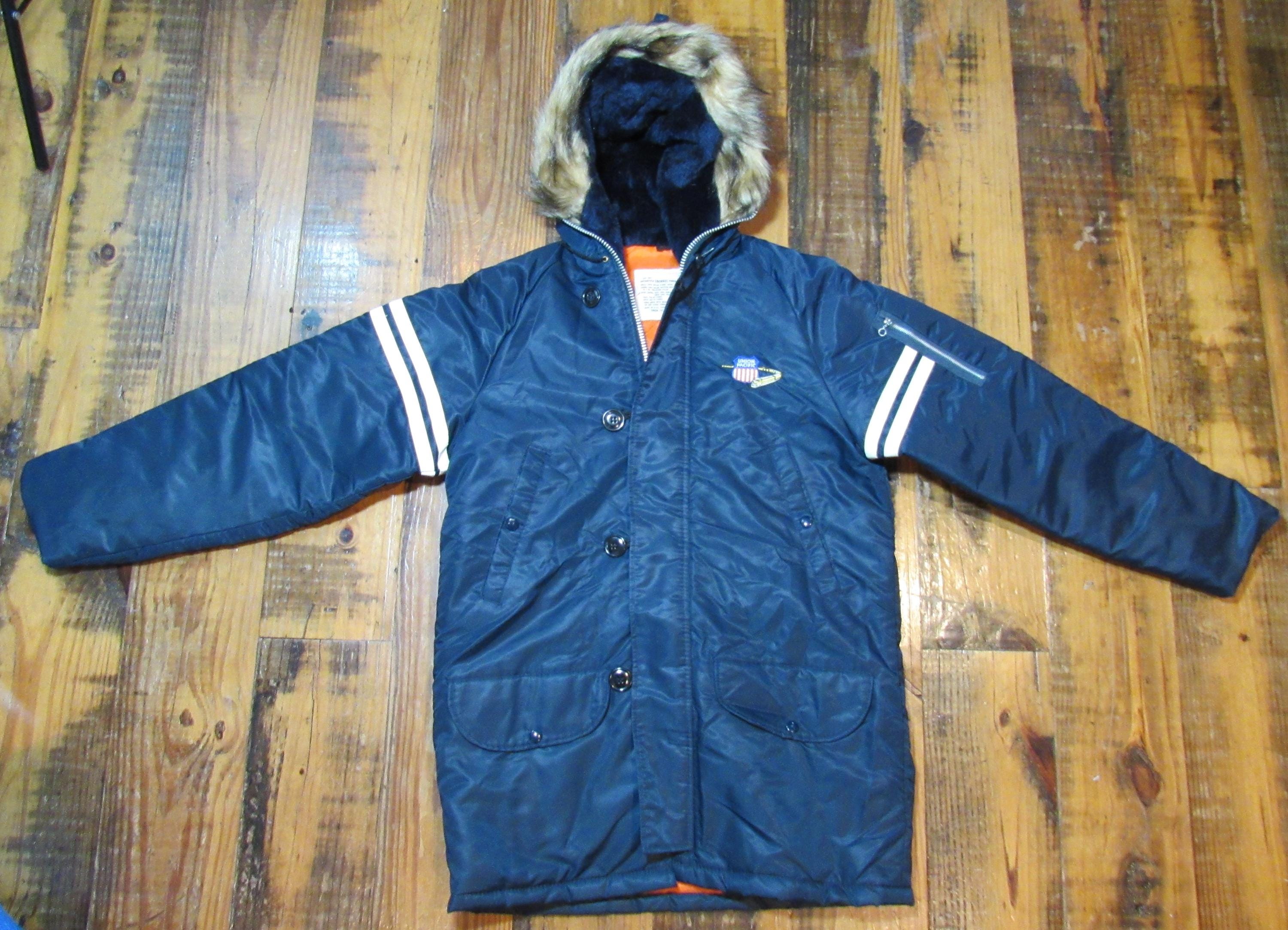 Vintage Union Pacific Antarctica Snorkel Parka / Jacket Size Small