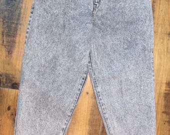 Vaqueros Brittania vintage de los 80, lavado ácido, talle alto, talla 12, cintura de 28 pulgadas.