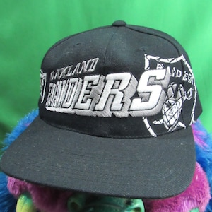 Vintage 90&#39;s Oakland Raiders Sports Specialties NFL Pro Line Wool Blend Snapback Hat Rare 3D Crosshatch Design