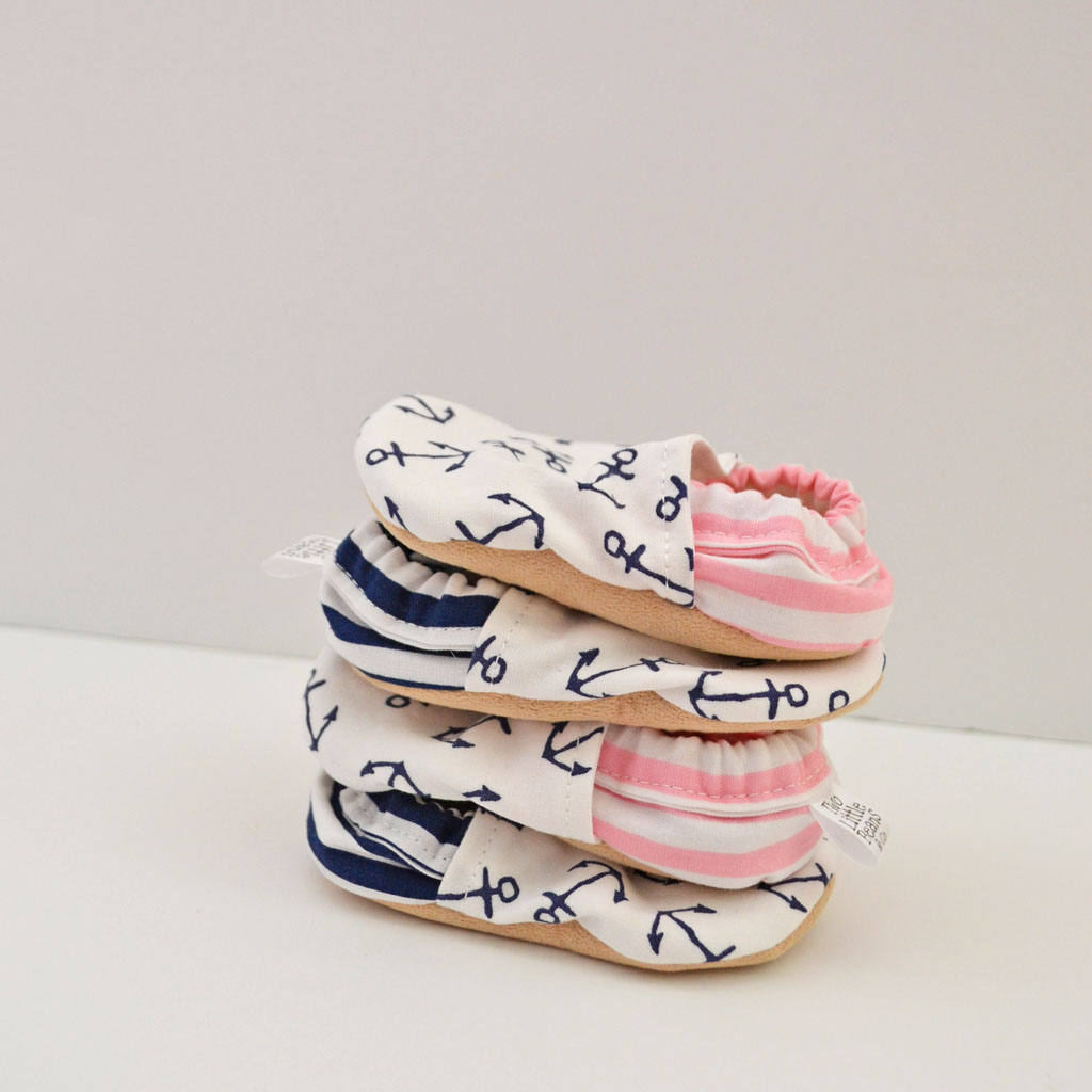 navy baby booties