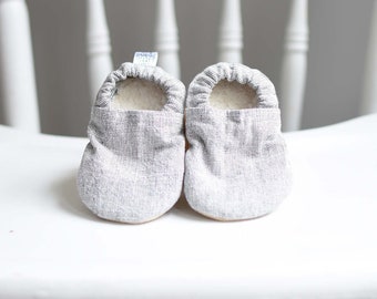 Neutral Baby Shoe, Soft Sole Baby Moccasins, Linen Baby Booties, No slip, Baby Moccs, Baby Booties, Baby Slippers, Vegan Baby Shoe