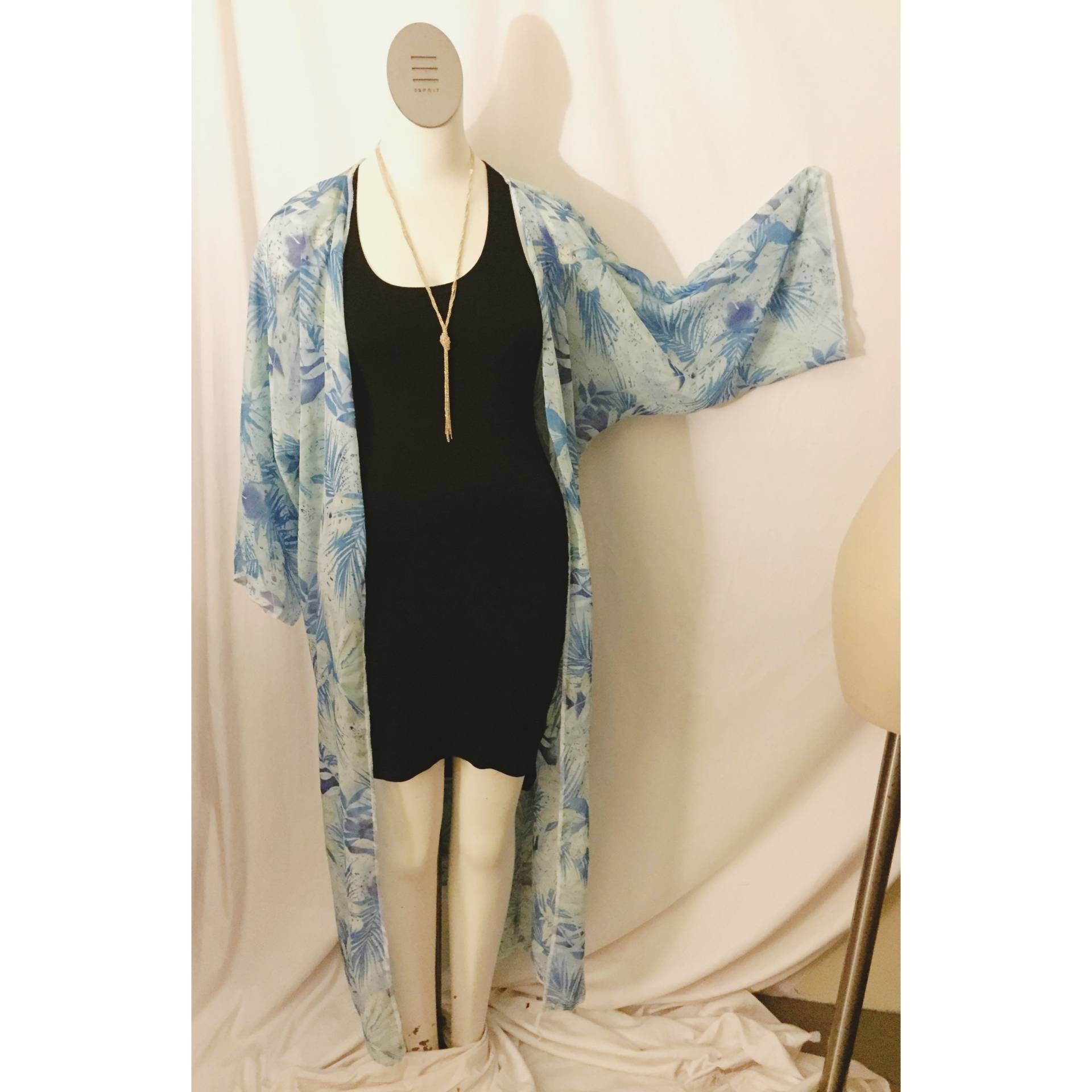 Women's Beach Cover Ups/ Kimonos 