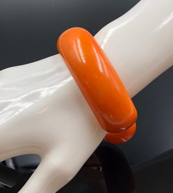 Burnt Orange Bakelite Clamper Bracelet, Pumpkin Sp