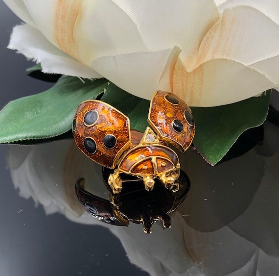 Trembler Lady Bug Brooch, En Tremblant Golden Brow