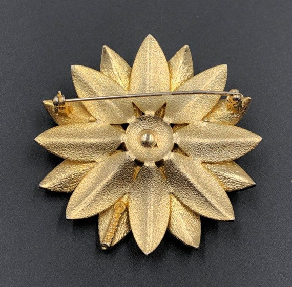 Gold Flower Brooch, Sarah Coventry Satin Petals, … - image 6
