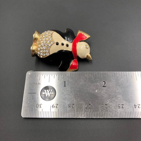 Christmas Penguin Pin, Vintage Xmas Pin, Winter P… - image 4