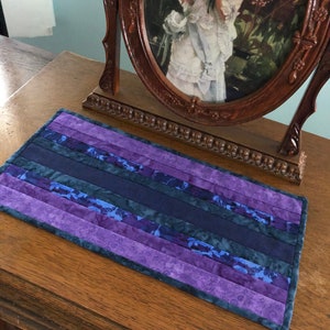 Lavender table topper, 15 x 7 quilted table mat, purple candle mat, small table runner, mini table topper, navy and purple snack mat