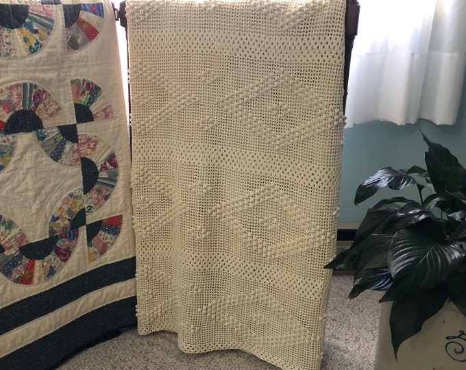 Vintage Crochet Bedspread, Heirloom Bed Linen, 1960s Crocheted