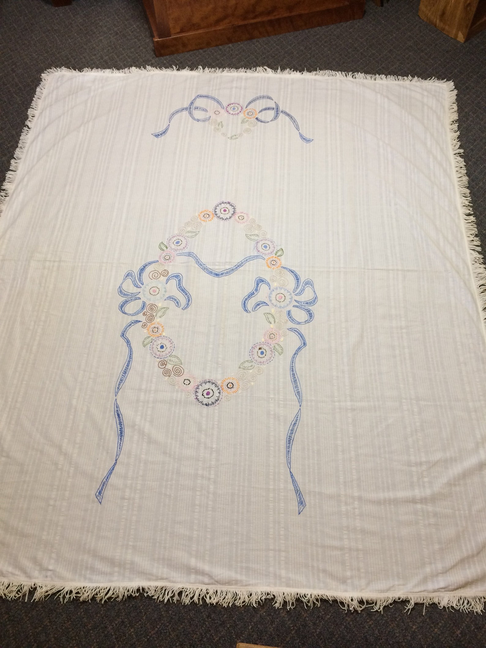1950s Bedspread Vintage Embroidered Bedspread Textured Etsy