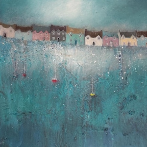 Sailing Home - Cartão de felicitações costeiro com casas de campo e barcos - Cartão de arte contemporânea da Lisa House Artist.