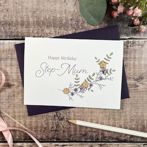 Biglietto di auguri botanico in legno per la matrigna di buon compleanno