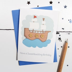 Swashbuckling Geburtstag Pirat illustrierte Holzkarte