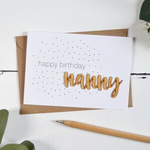Carte mots en bois joyeux anniversaire nounou