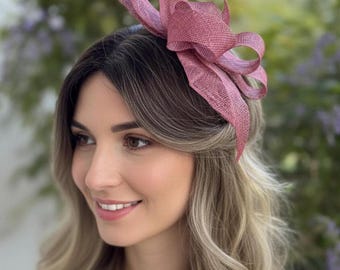 Dusky Pink Fascinator for Wedding Guests Blush Pink Fascinator for Ladies Day races hatinator in dusty pink hat alternative small fascinator