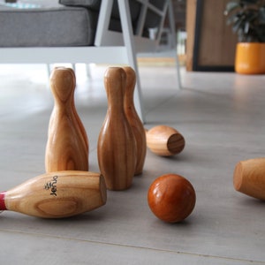 Outdoor Wooden Skittles Bowling Lawn Game Set image 7
