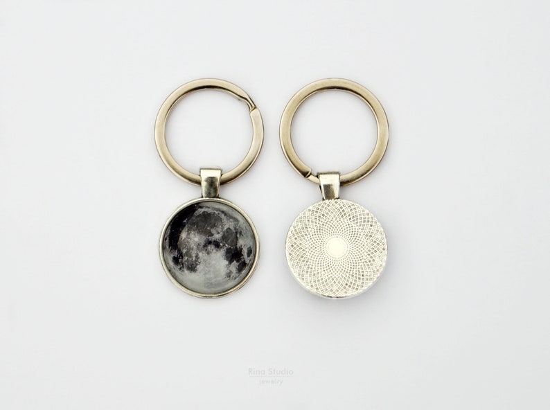 Full Moon Key Chain, Planet Keychain, Galaxy Space Key-chain, Space jewelry, Grey Moon Keychain for Men, Gift for Husband, Gift for Father image 6