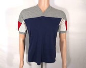 Vintage SPALDING athletic jogging perforated v neck red blue 80s Mens T-shirt M