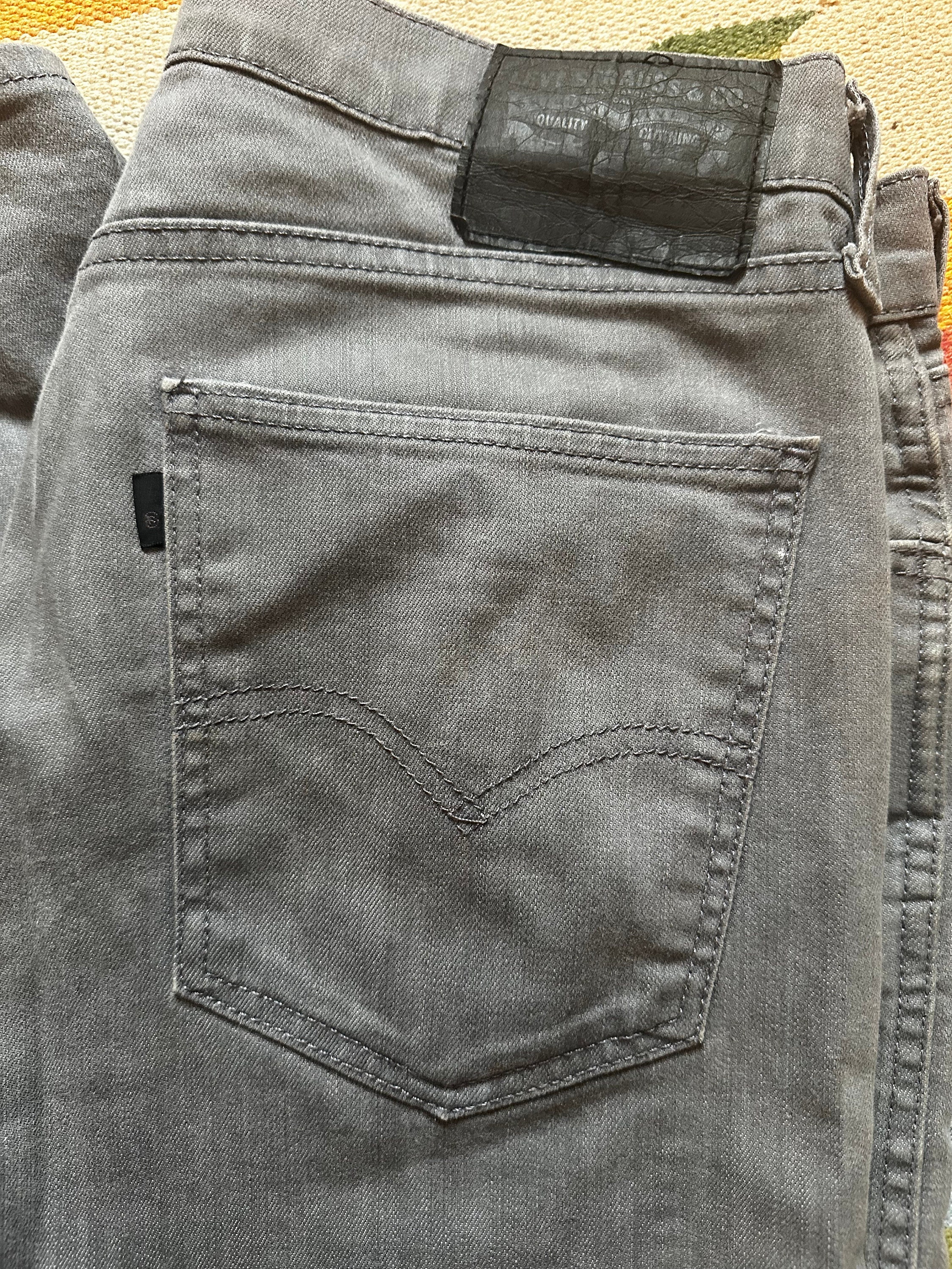 Vintage Levis 513 Slim Straight Solid Grey Slate Jeans