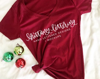 Siguiente nivel 1540 camiseta escarlata flat lay // otoño plano lay // invierno plano lay // Siguiente nivel Mockup