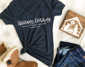Siguiente Nivel 1540 Ideal V camiseta en azul marino flat lay // Otoño Flat Lay // Winter Flat Lay // Estilo Flat Lay // Mockup