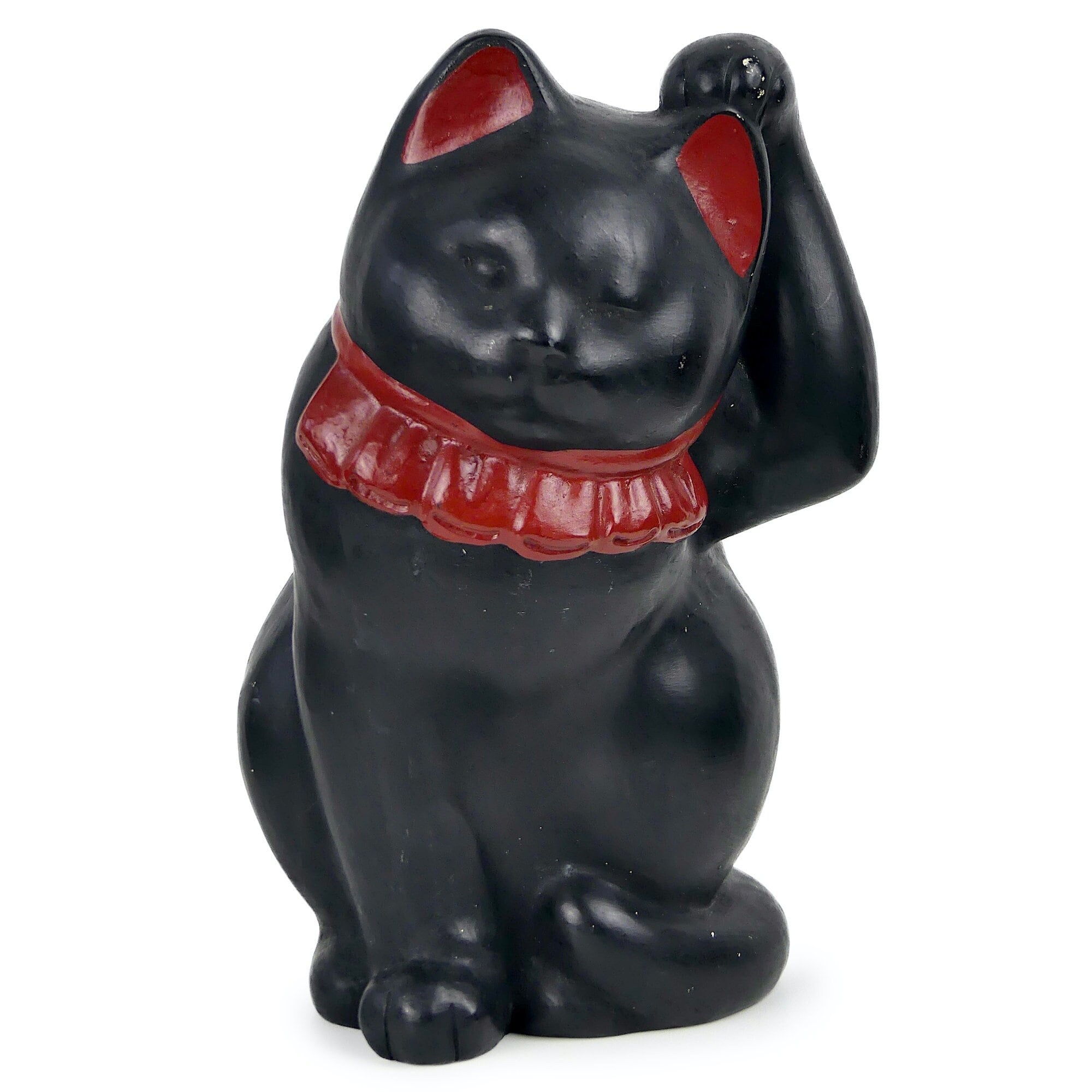 Chat porte-bonheur japonais manekineko, KURO, noir et rouge