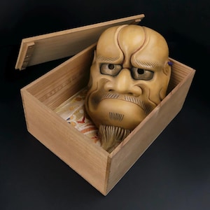 本物の手彫り木製能面「小面」 - 日本の伝統演劇芸術民俗芸術 - Etsy 日本
